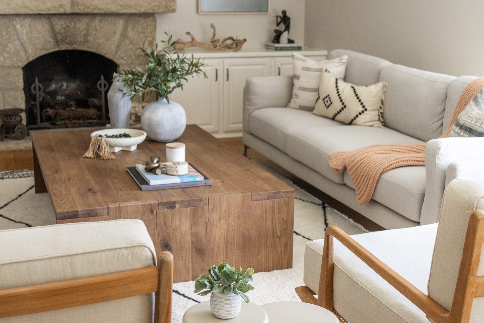 The Arco House interior by Hearth Homes Interiors