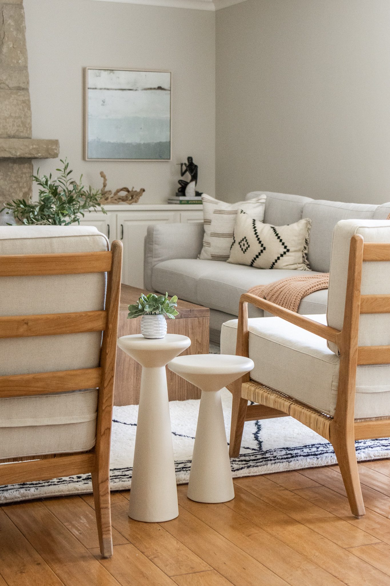 The Arco House interior by Hearth Homes Interiors