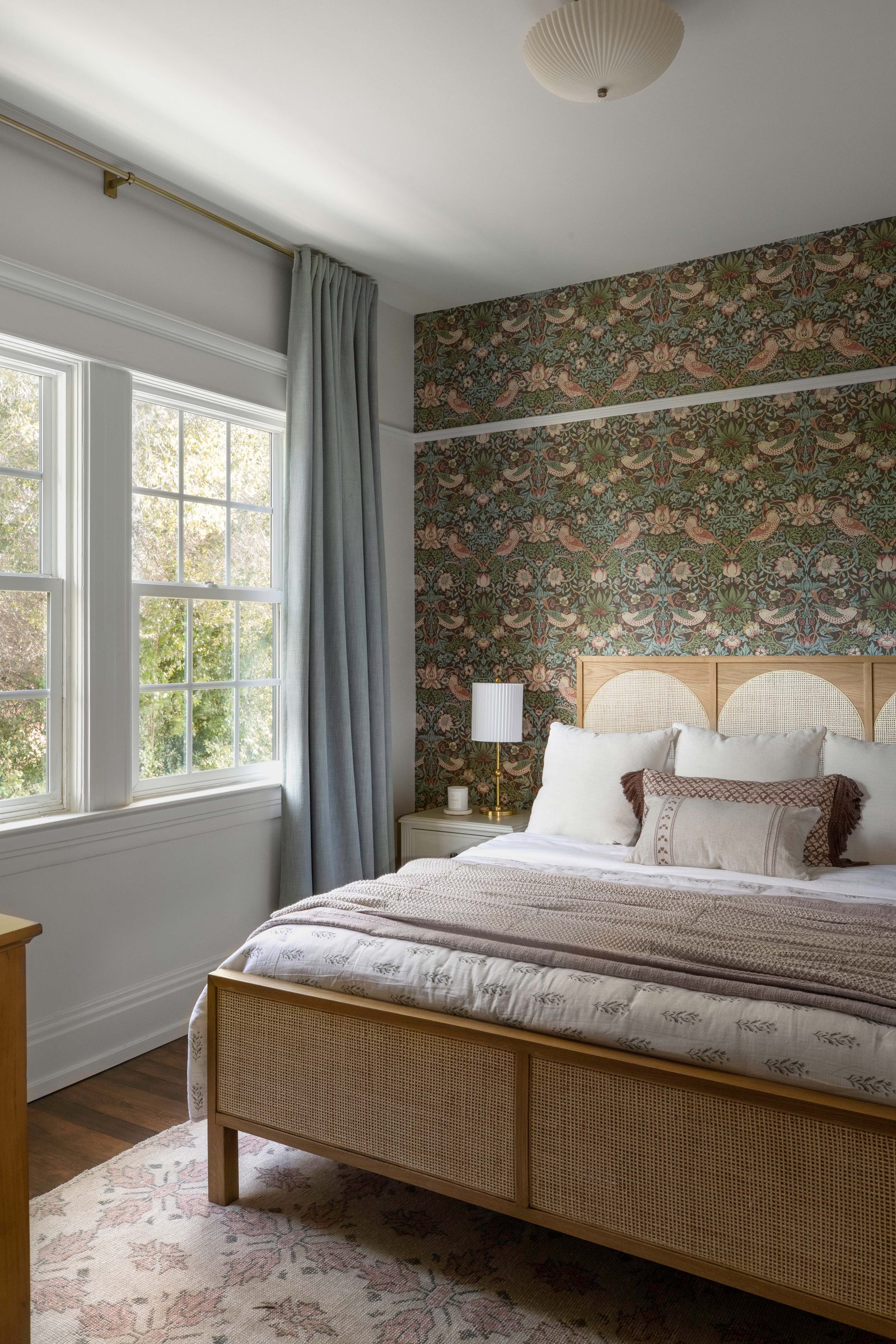 The Craft House Inn interior by Hearth Homes Interiors