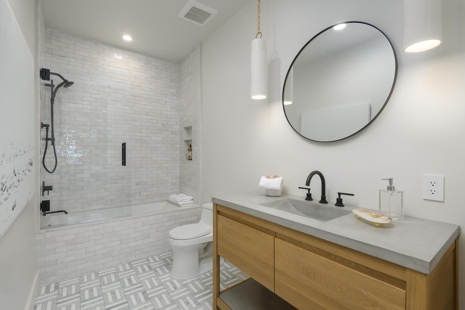 The Seaview House interior by Hearth Homes Interiors